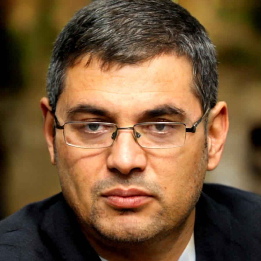 Marco Santini, nail artist professionista e formatore